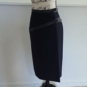 Escada Wool Wrap Side Leather Patch Buckle Knee Length Skirt Size 36 Germany